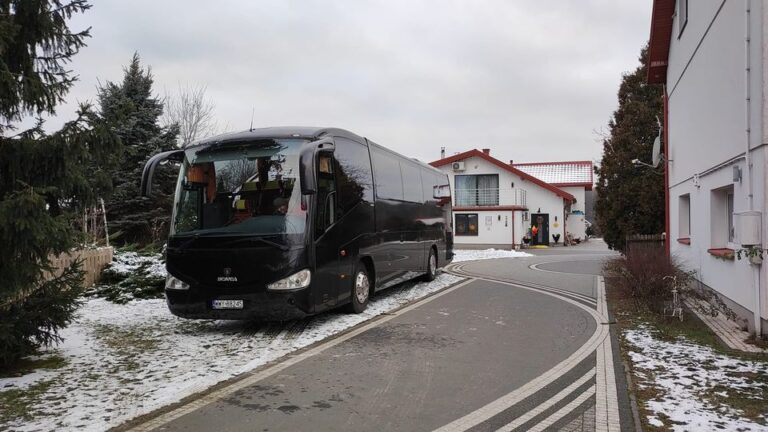 Przewozy Autokarowe Leszczynowe Zacisze