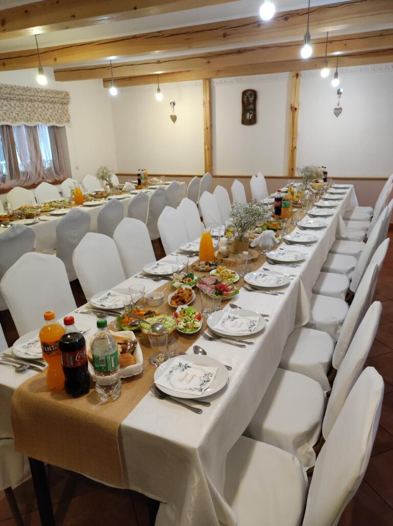 agroturystyka dla dzieci; warsztaty dla dzieci i młodzieży na wsi; agroturystyka z zajęciami edukacyjnymi; wakacje z dziećmi w naturze; przygoda dla dzieci na wsi; warsztaty ekologiczne dla dzieci; gospodarstwo agroturystyczne; wyjazdy dla szkół na wieś; warsztaty kreatywne dla dzieci; agroturystyka dla rodzin z dziećmi; kreatywne zajęcia dla dzieci;