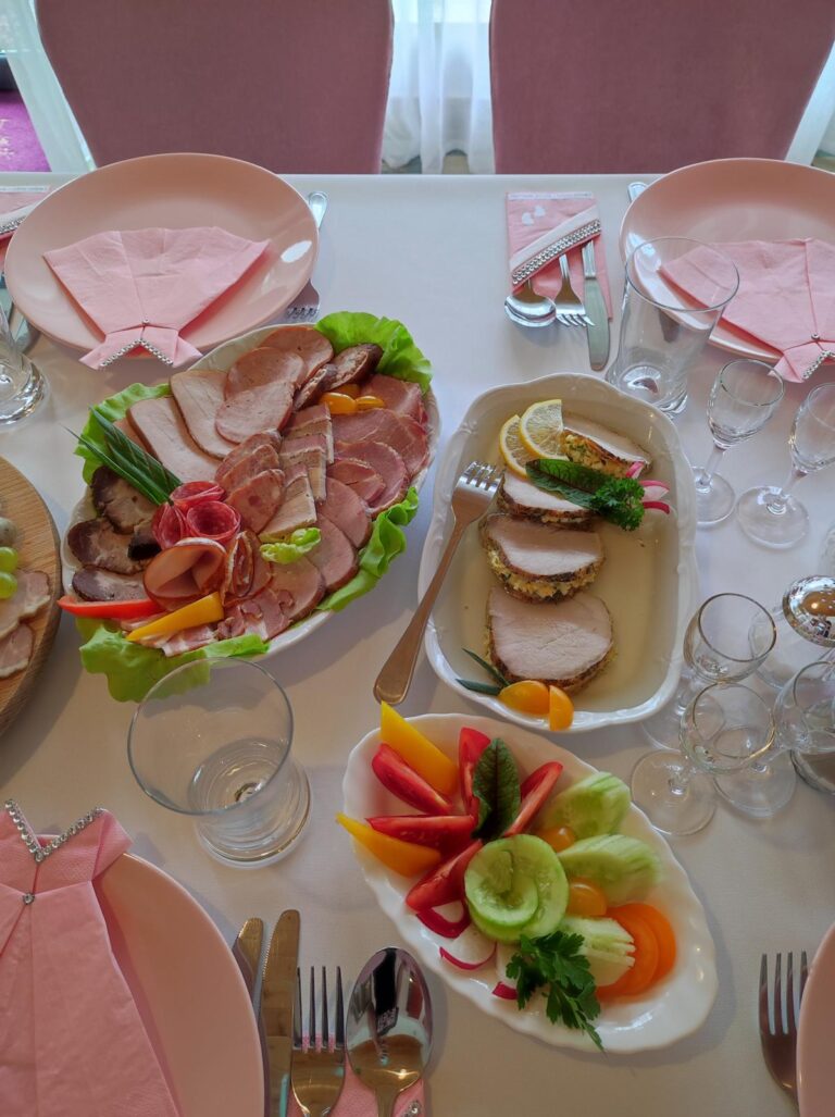 agroturystyka dla dzieci; warsztaty dla dzieci i młodzieży na wsi; agroturystyka z zajęciami edukacyjnymi; wakacje z dziećmi w naturze; przygoda dla dzieci na wsi; warsztaty ekologiczne dla dzieci; gospodarstwo agroturystyczne; wyjazdy dla szkół na wieś; warsztaty kreatywne dla dzieci; agroturystyka dla rodzin z dziećmi; kreatywne zajęcia dla dzieci;